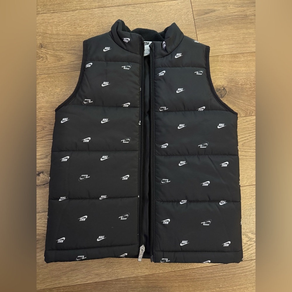 Nike Black Youth Puffer Vest
